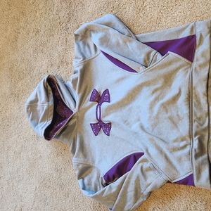 Under armor sweatshirt